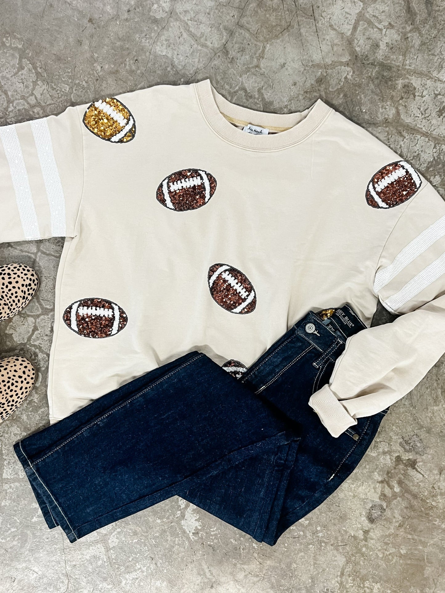 11.10 Pullover Sweatshirt In Football Sequins