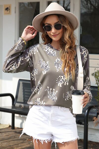 Animal Print Round Neck Sweatshirt