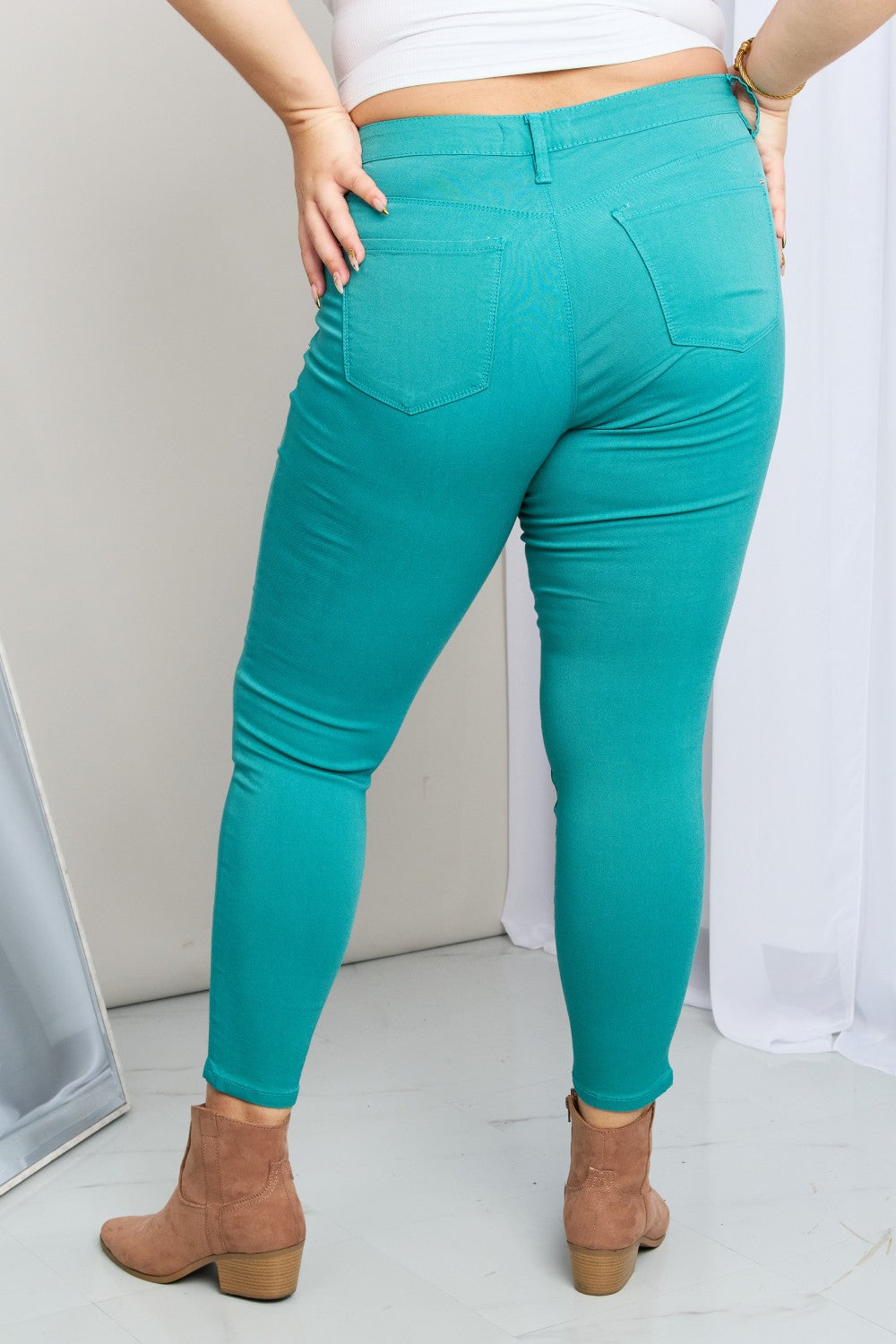 YMI Jeanswear Kate Hyper-Stretch Full Size Mid-Rise Skinny Jeans in Sea Green